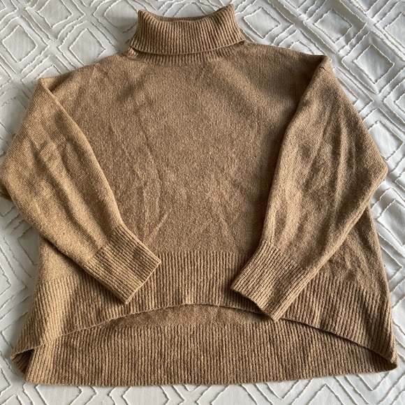 French Connection Vacara Hi-Lo Turtleneck Pullover - M - Picture 1 of 4